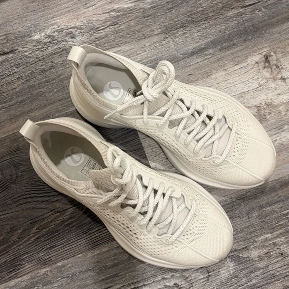 Lululemon Women's Chargefeel 3 Workout Shoes Size 7.5 - Picture 9 of 10